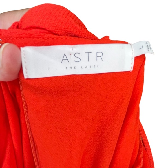 ASTR the Label Red Charisma Fitted Mermaid Style Crepe Tie Back Dress Romantic - Picture 14 of 14